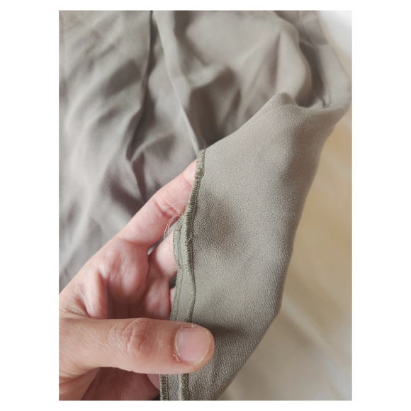 Babaton Shorts - Picture 8 of 9